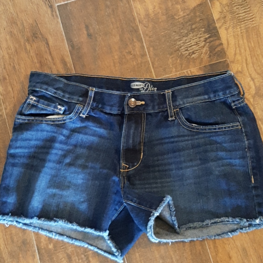 Old Navy cut off shorts